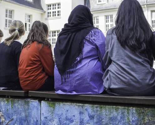 Als Folge der Massenzuwanderung: Immer mehr Kinder haben Angst, in die Schule zu gehen.