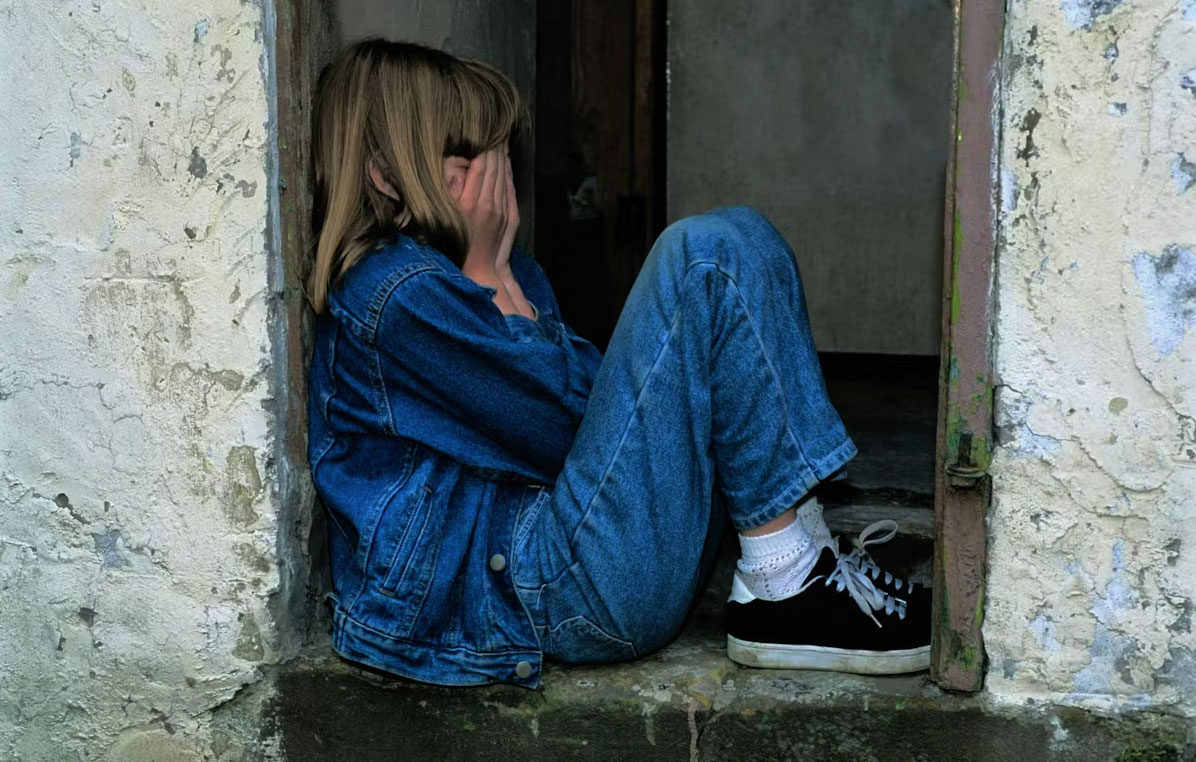 Mehr Missbrauchsfälle wegen Massenzuwanderung: Gewalt gegen Kinder nimmt dank der Massenmigration weiter zu.